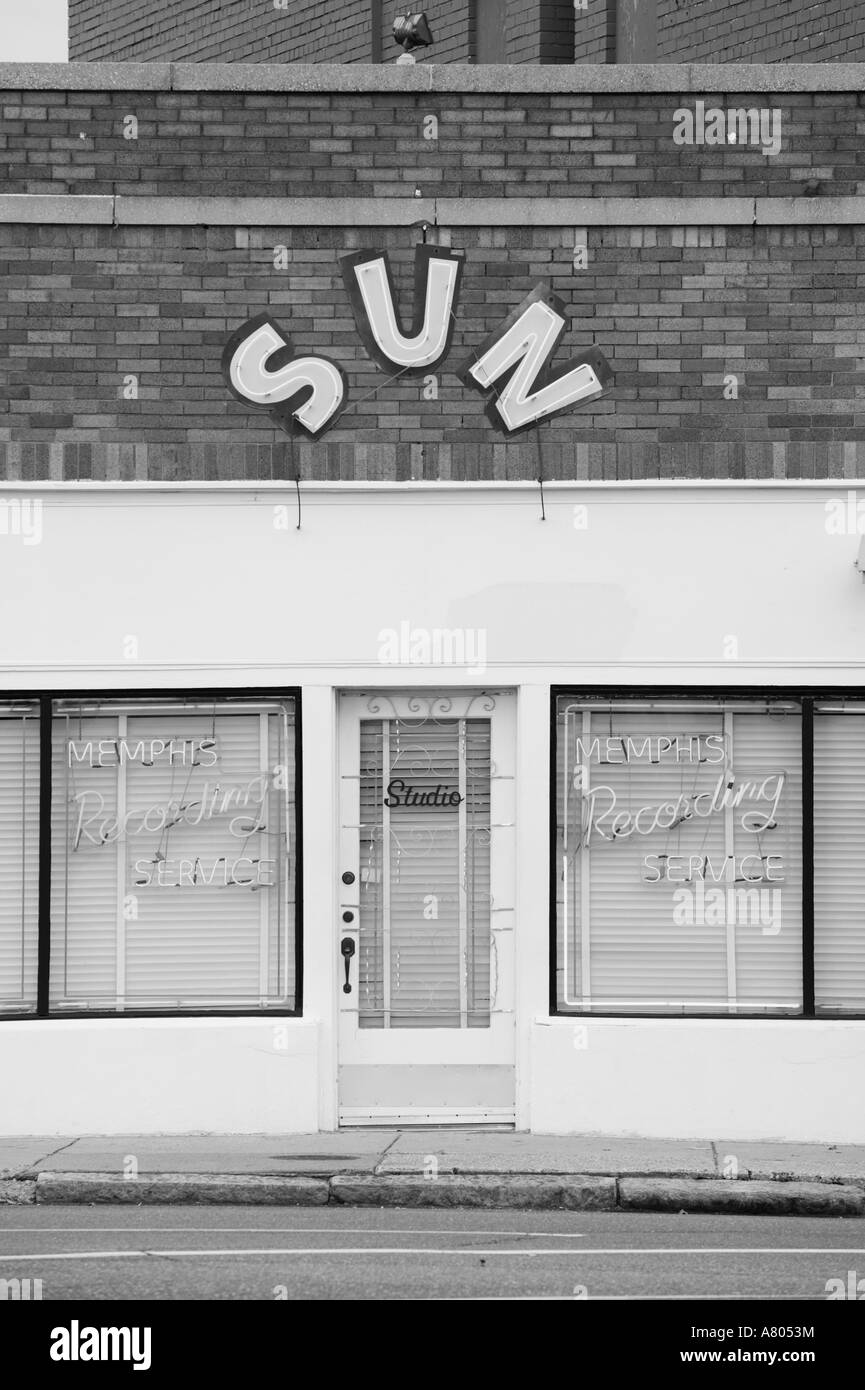 USA, Tennessee, Memphis: Exterior of Sun Studios, Recording studio to first record Elvis Presley Stock Photo