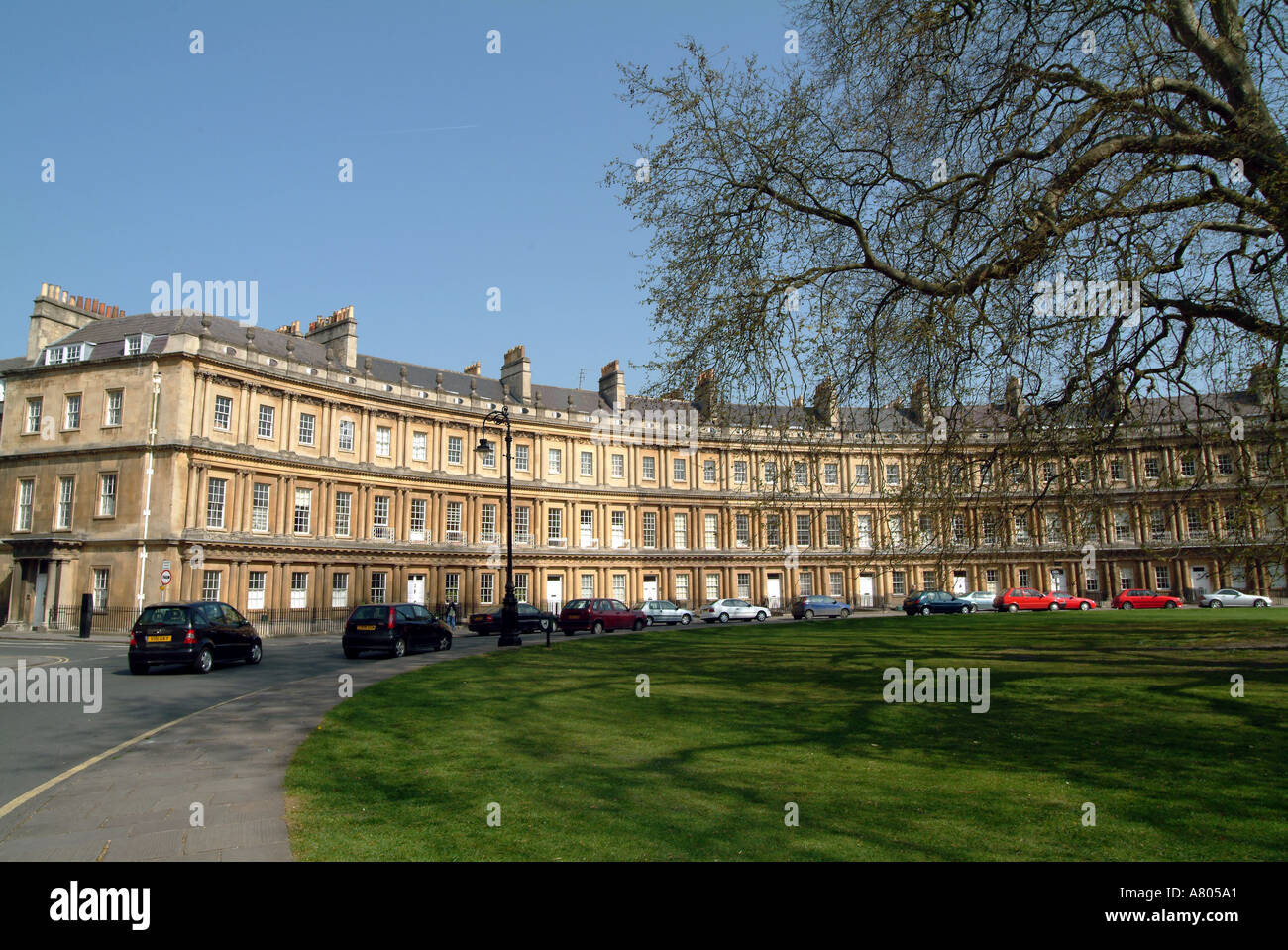 The Circus is an example of Georgian architecture in the city of Bath ...