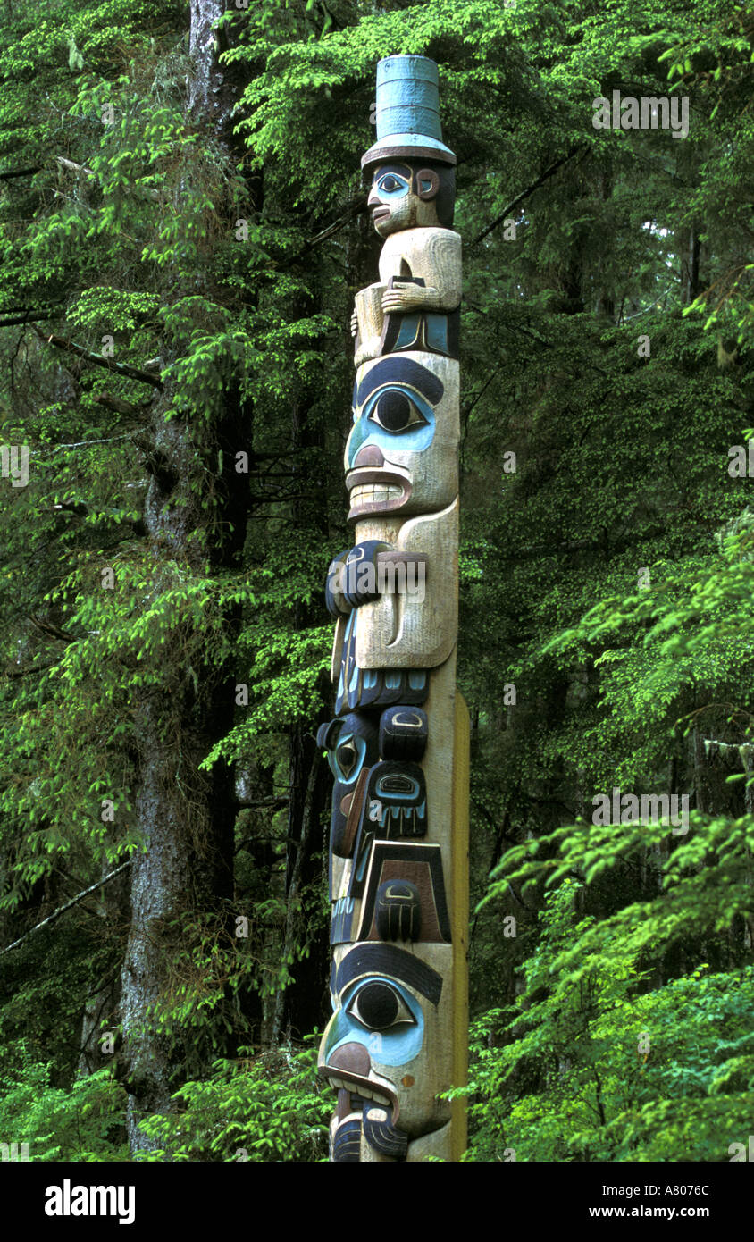 Totem Pole Yaadaas Crest Corner Pole Sitka Alaska National Historical ...