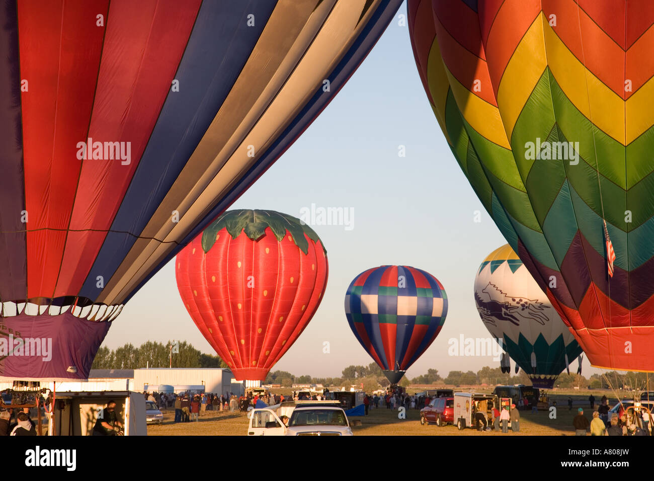 WA, Prosser, The Great Prosser Balloon Rally, Launching hot air