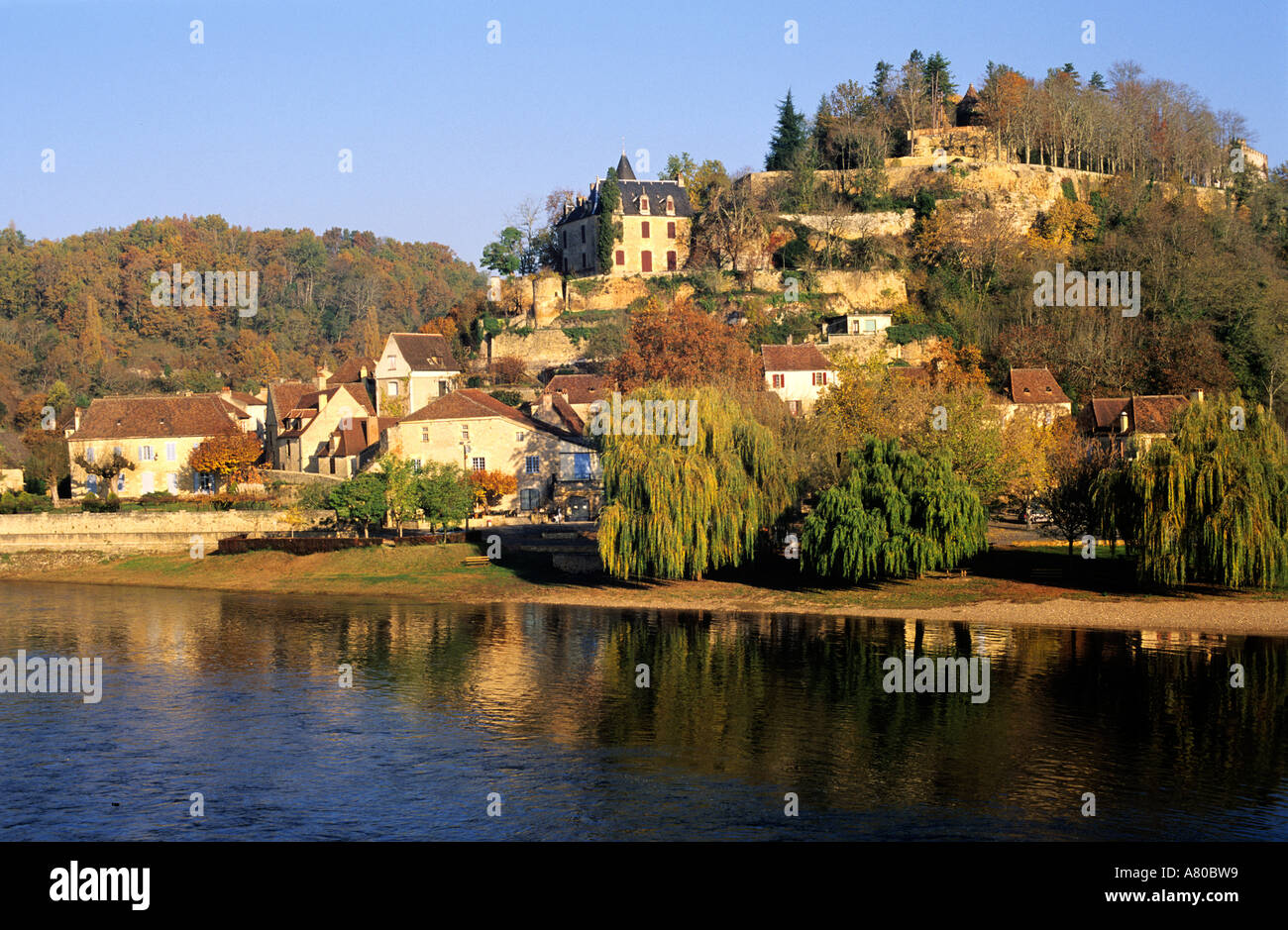 France, Dordogne, Perigord, Limeuil village, where the Vezere river