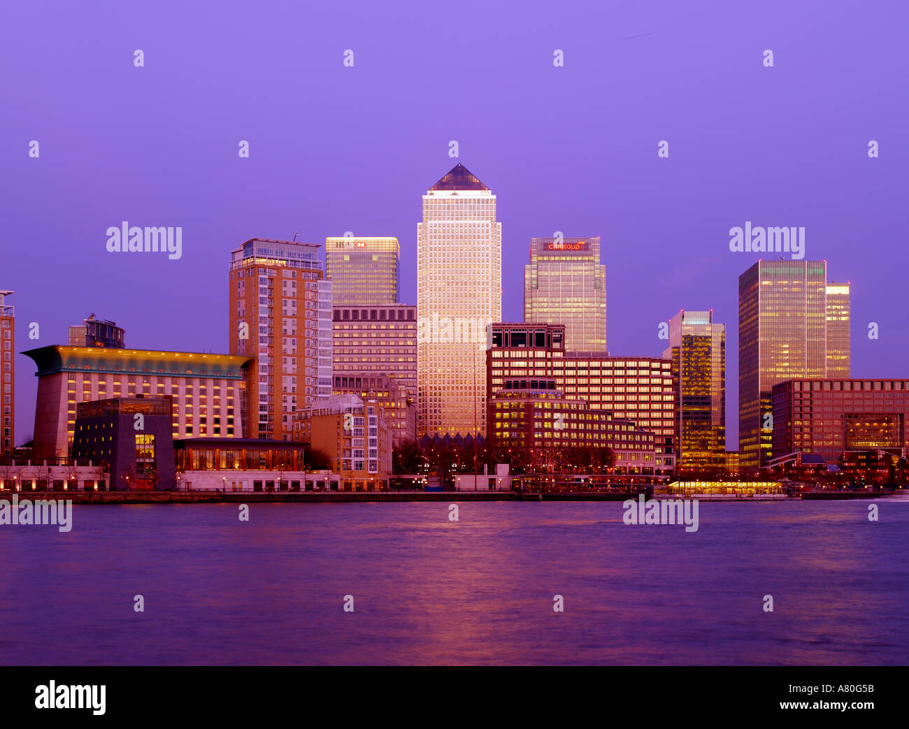Docklands skyline dusk london england hi-res stock photography and ...