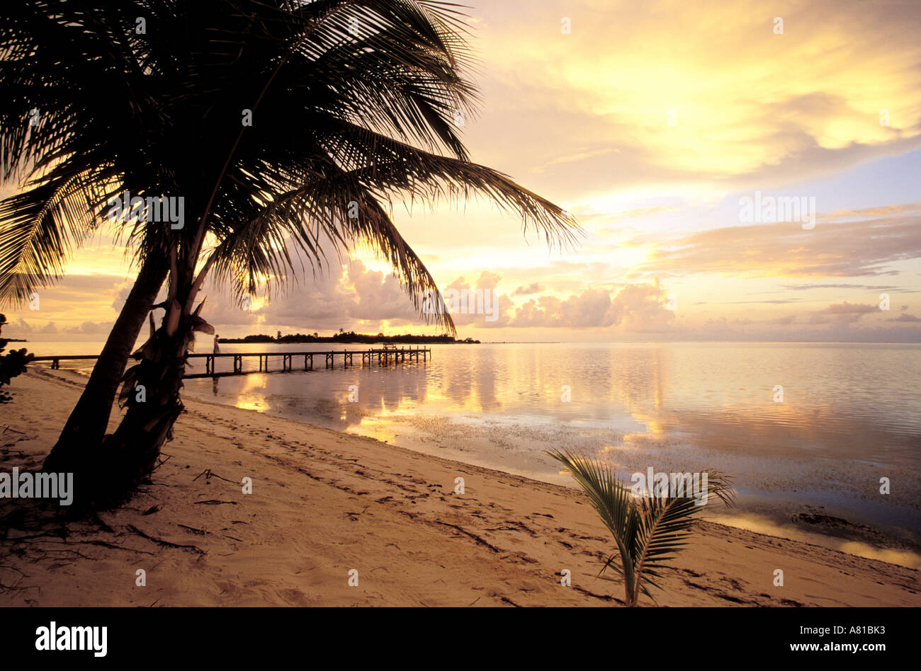 Cayman Islands, Little Cayman, sunrise on the South coast in the back