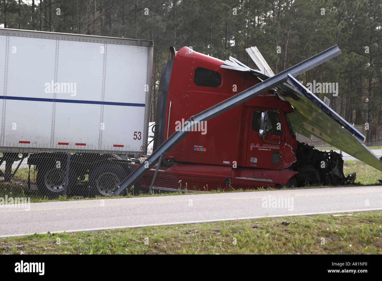 North semitrailer hi-res stock photography and images - Alamy