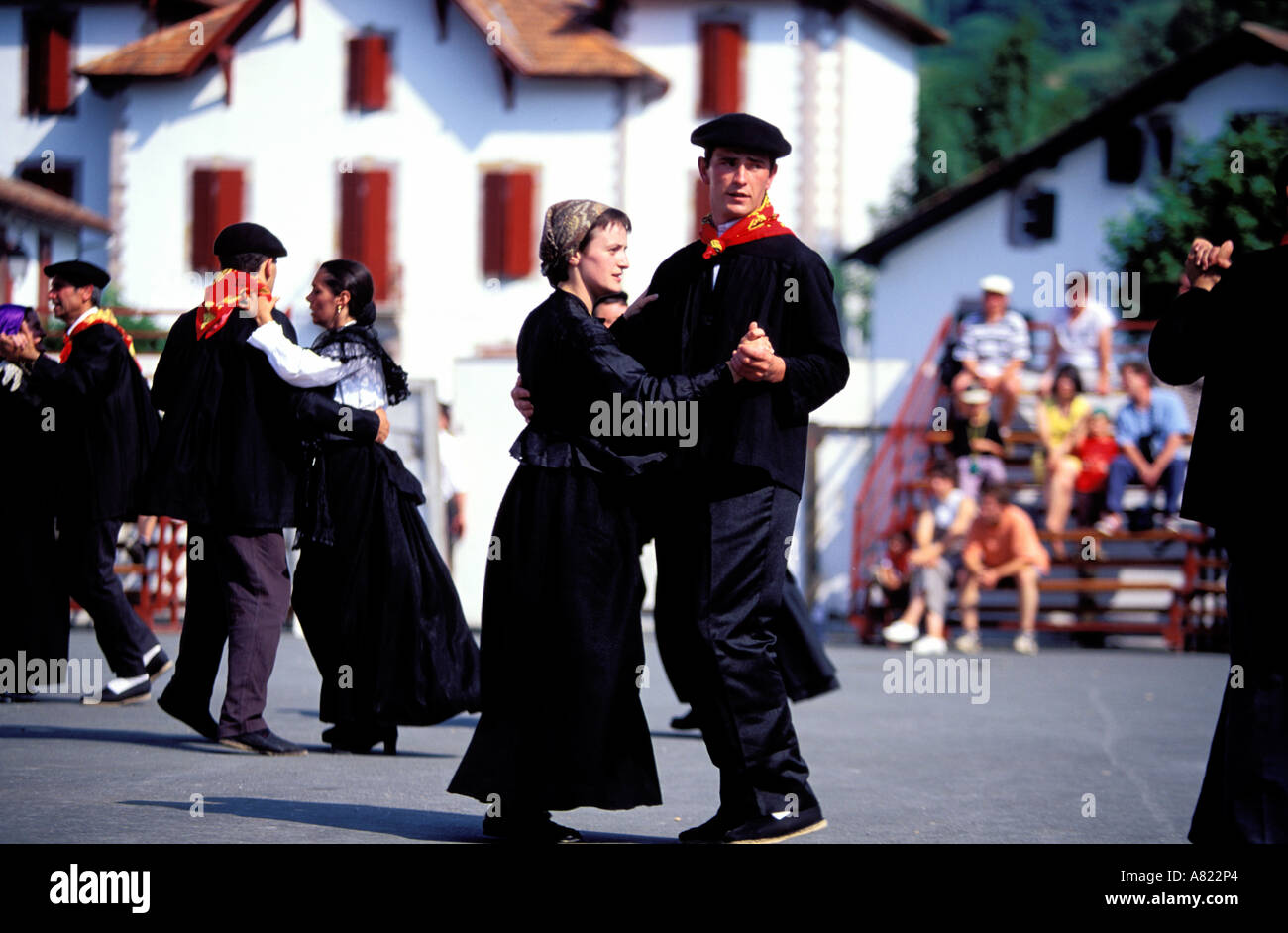 Pays basque traditional costume hi-res stock photography and images - Alamy
