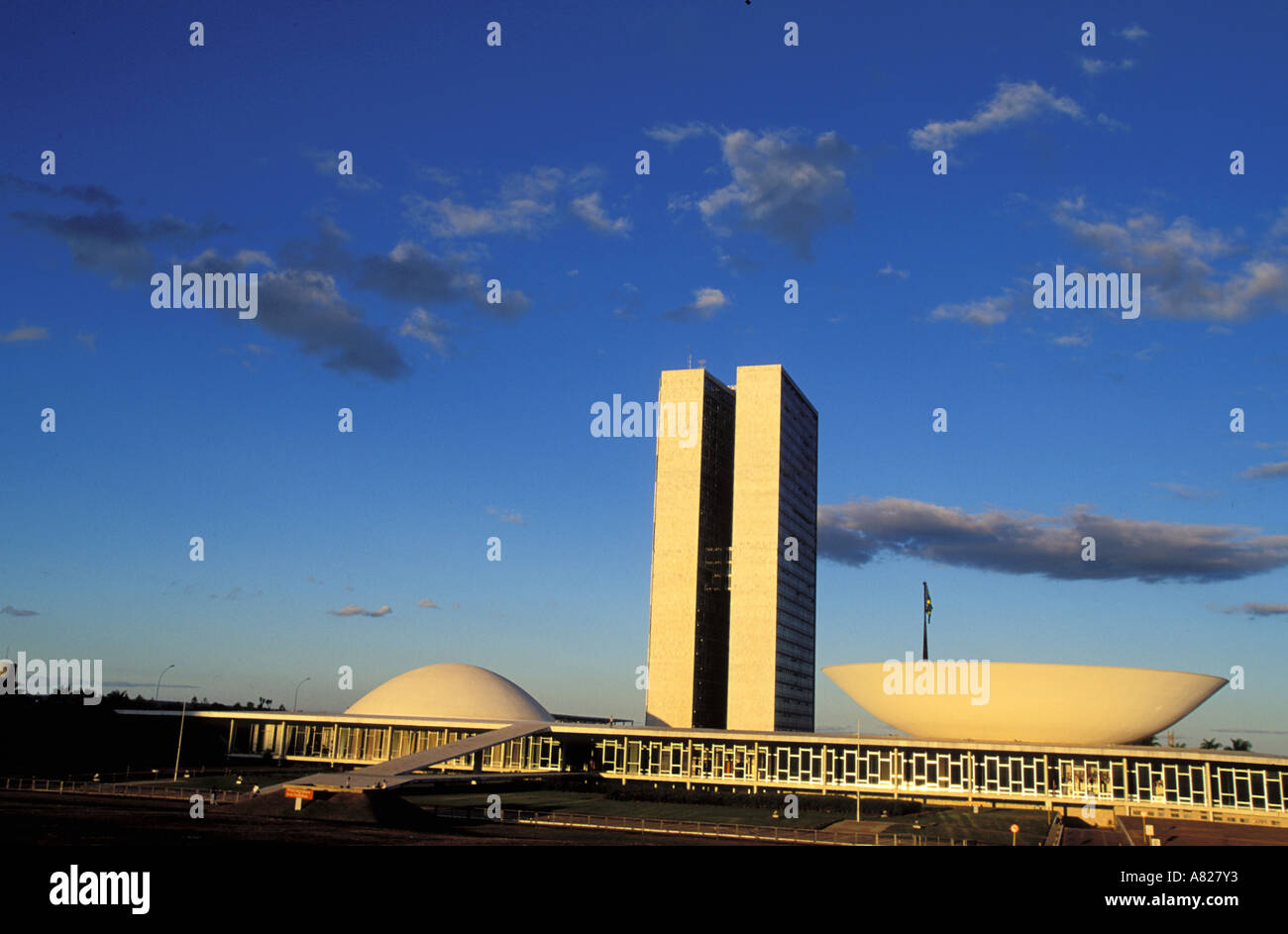 Building Brasilia 建築 写真 Brazil, Brasilia, Congress building (Parliament and the twin