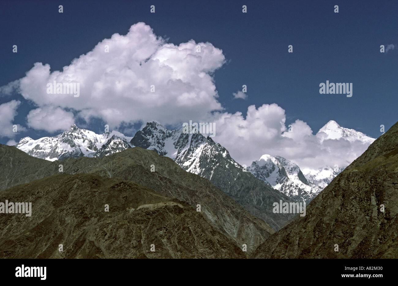 Pakistan azad kashmir gilgit karakoram hi-res stock photography and ...
