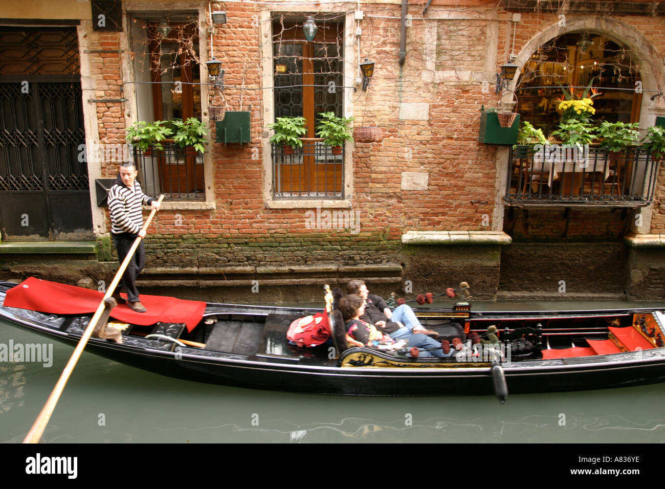 Venice gondala canal sunset hi-res stock photography and images - Alamy