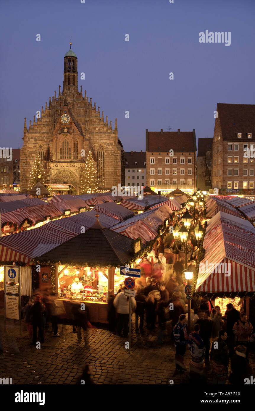 Christmas Market (Weihnachtsmarkt) & Frauenkirche, Nürnberg (Nuremberg