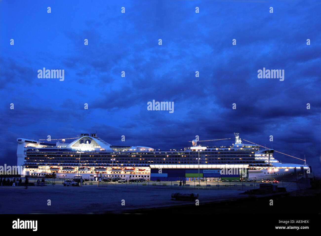 Cruise ship 'Golden Princess' at Cruise Center of HafenCity (harbor city) in Hamburg, Germany Stock Photo