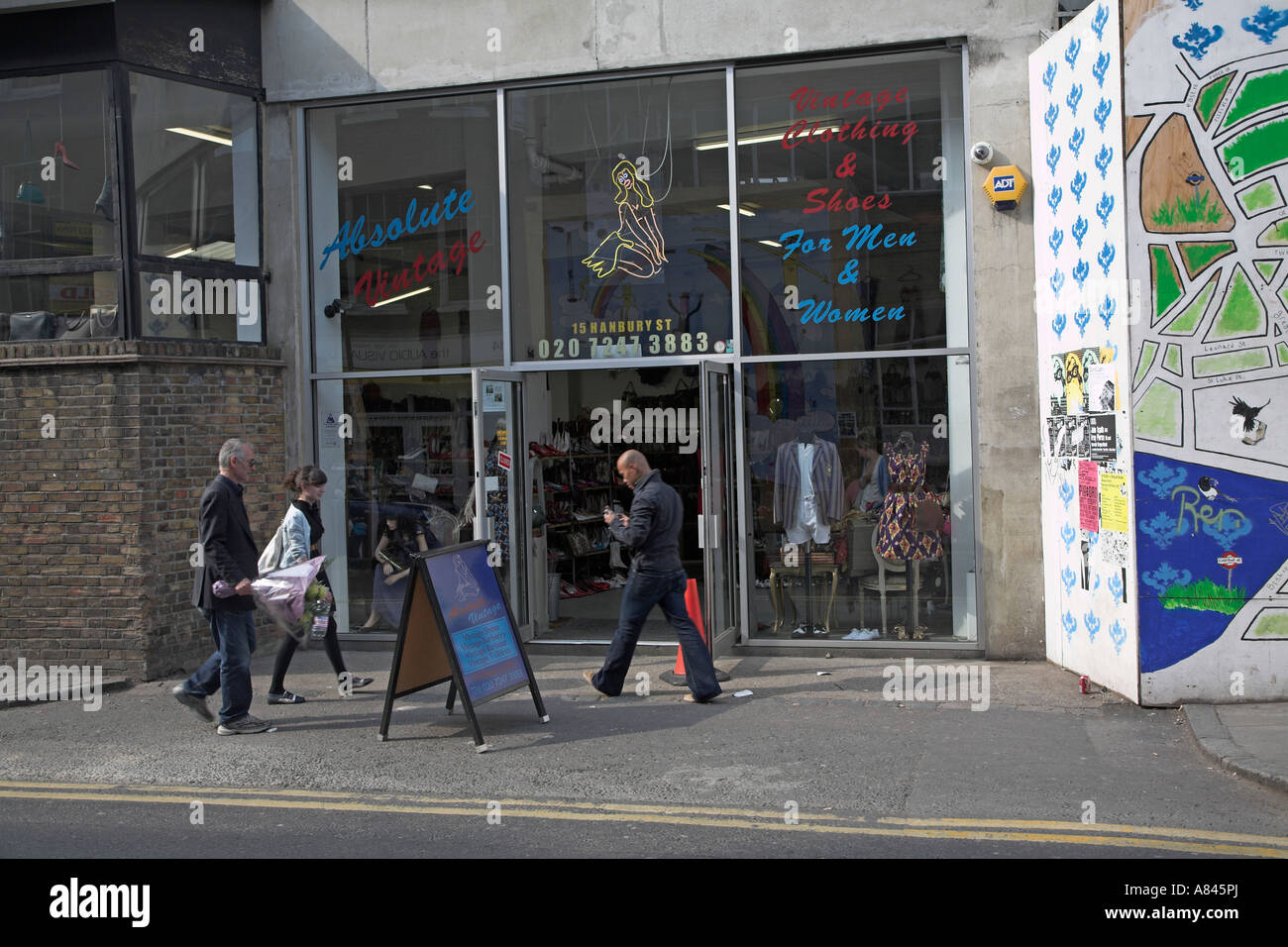 Retro second hand clothing shop Spitalfields, London E1, England Stock