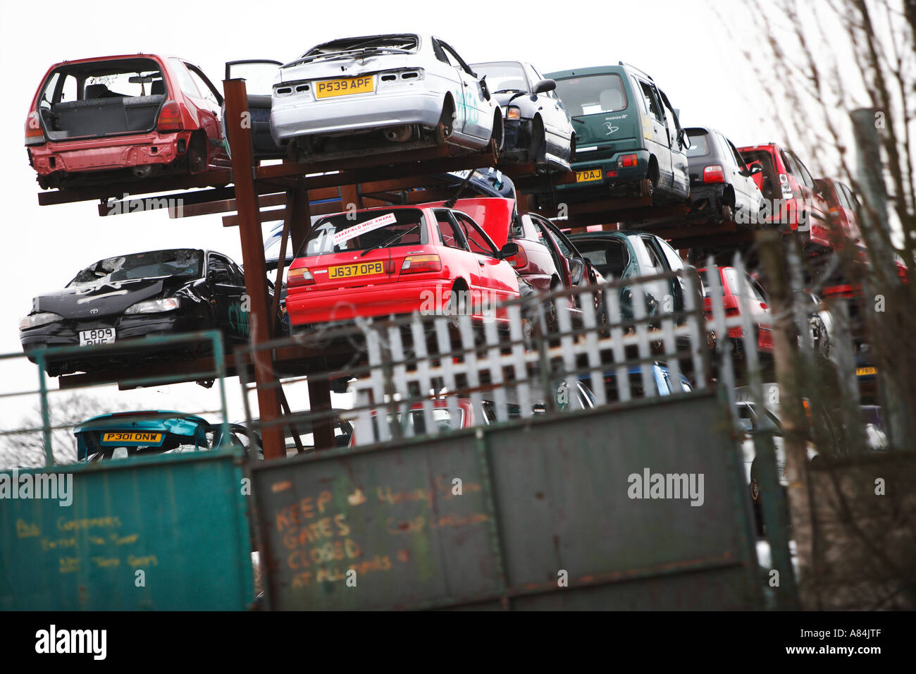 Knackers yard hires stock photography and images Alamy