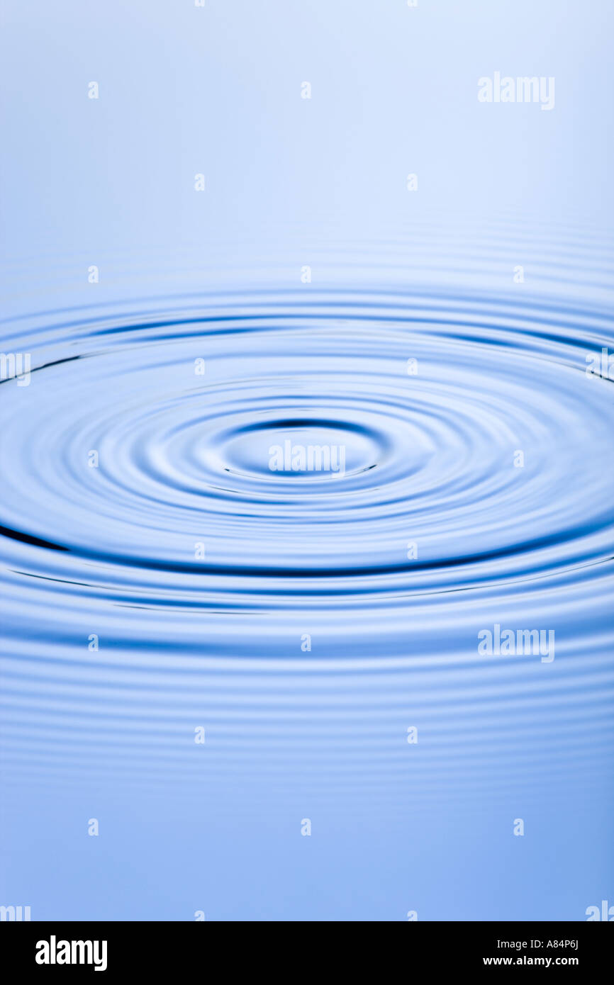 Water ripples on still hi-res stock photography and images - Alamy