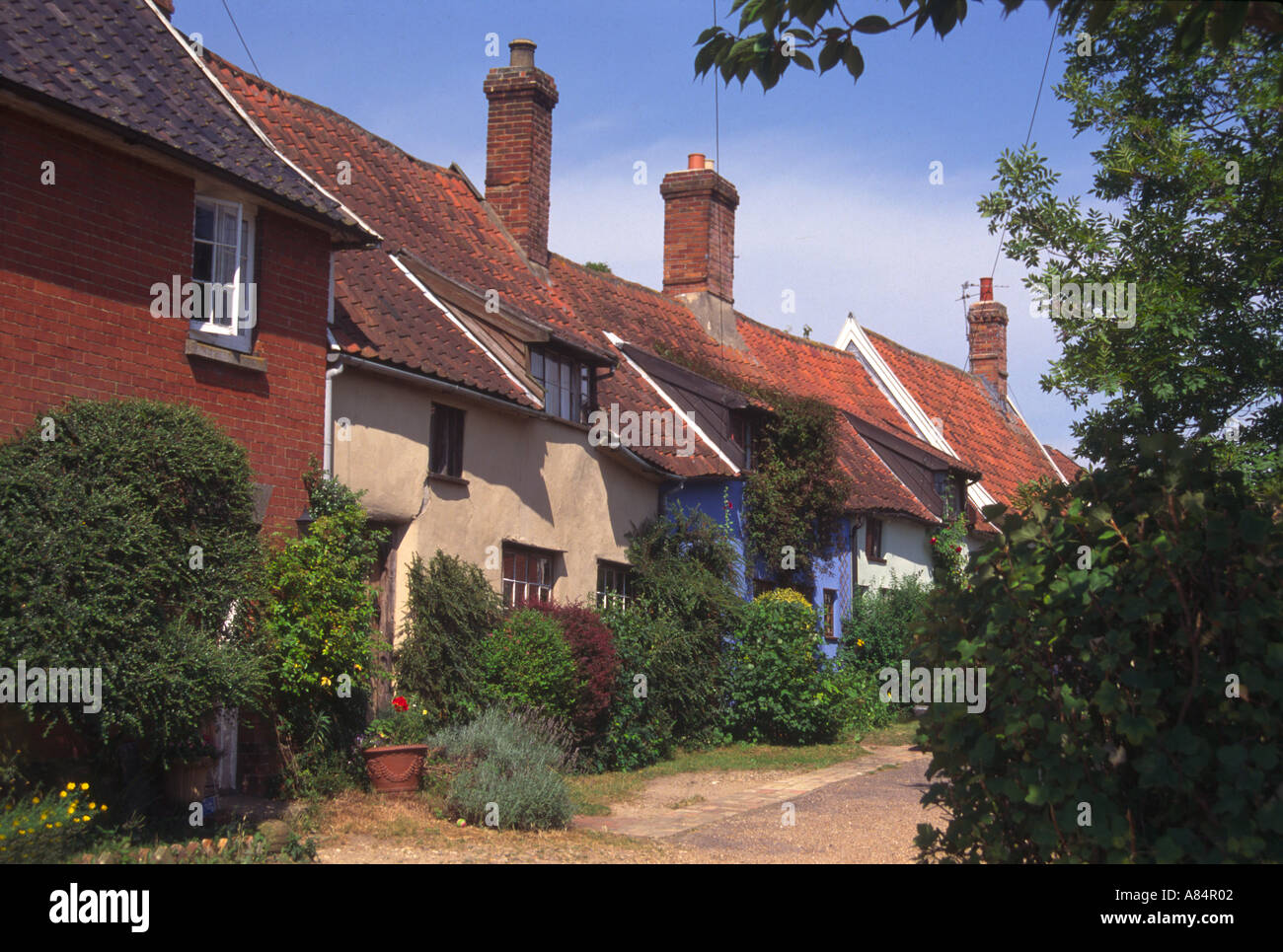 Cottages at Old Buckenham in Norfolk Stock Photo Alamy
