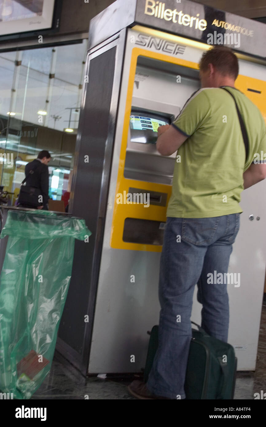 Ticket dispensing machine hi-res stock photography and images - Alamy