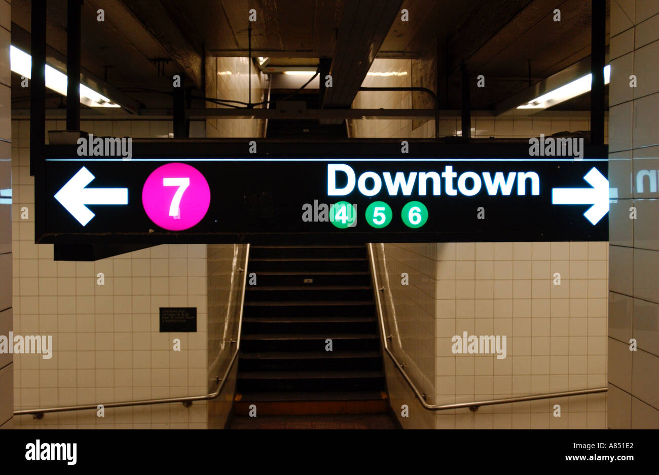 New york city subway trains hi-res stock photography and images - Alamy