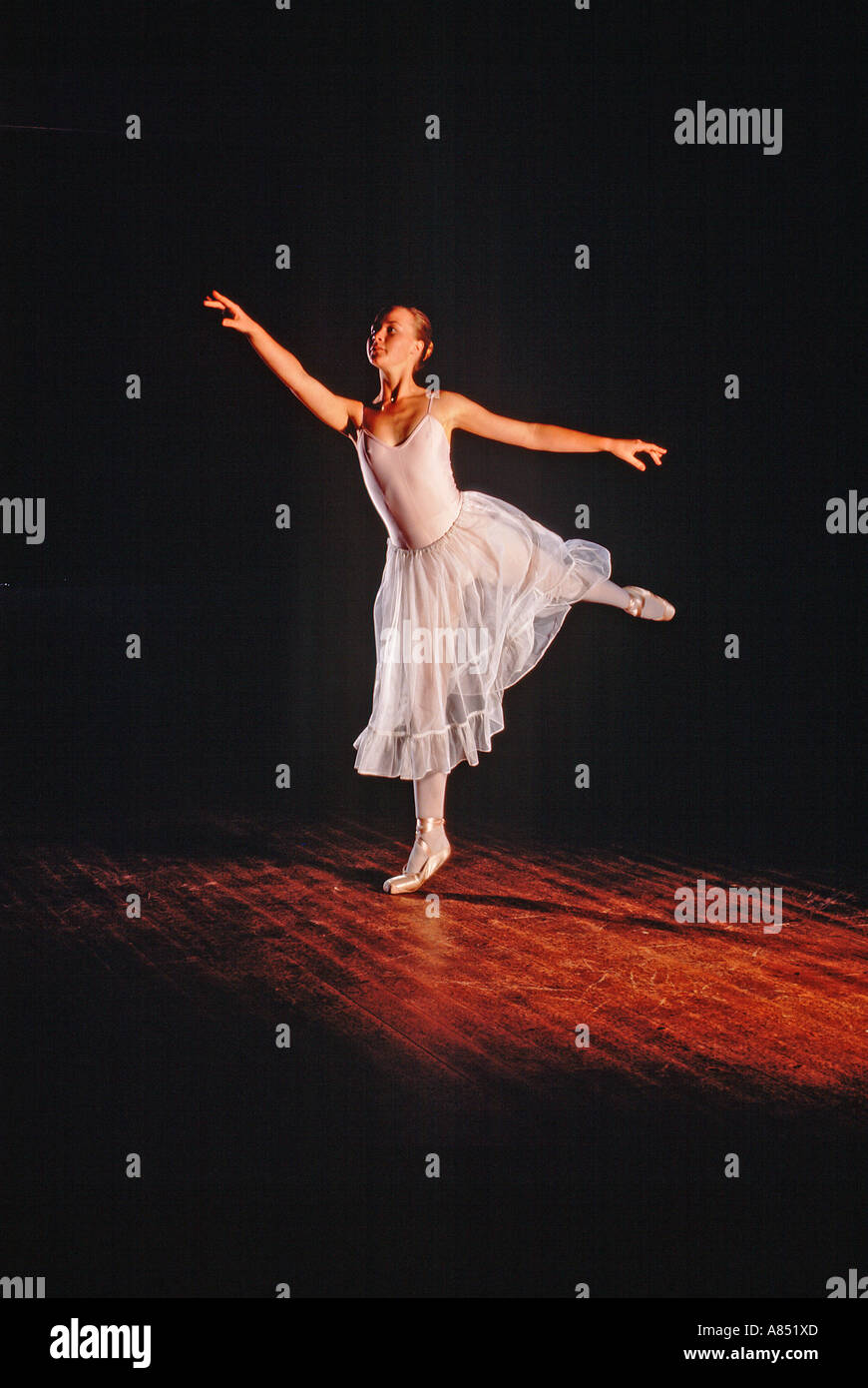 Female ballerina practicing ballet hi-res stock photography and images ...