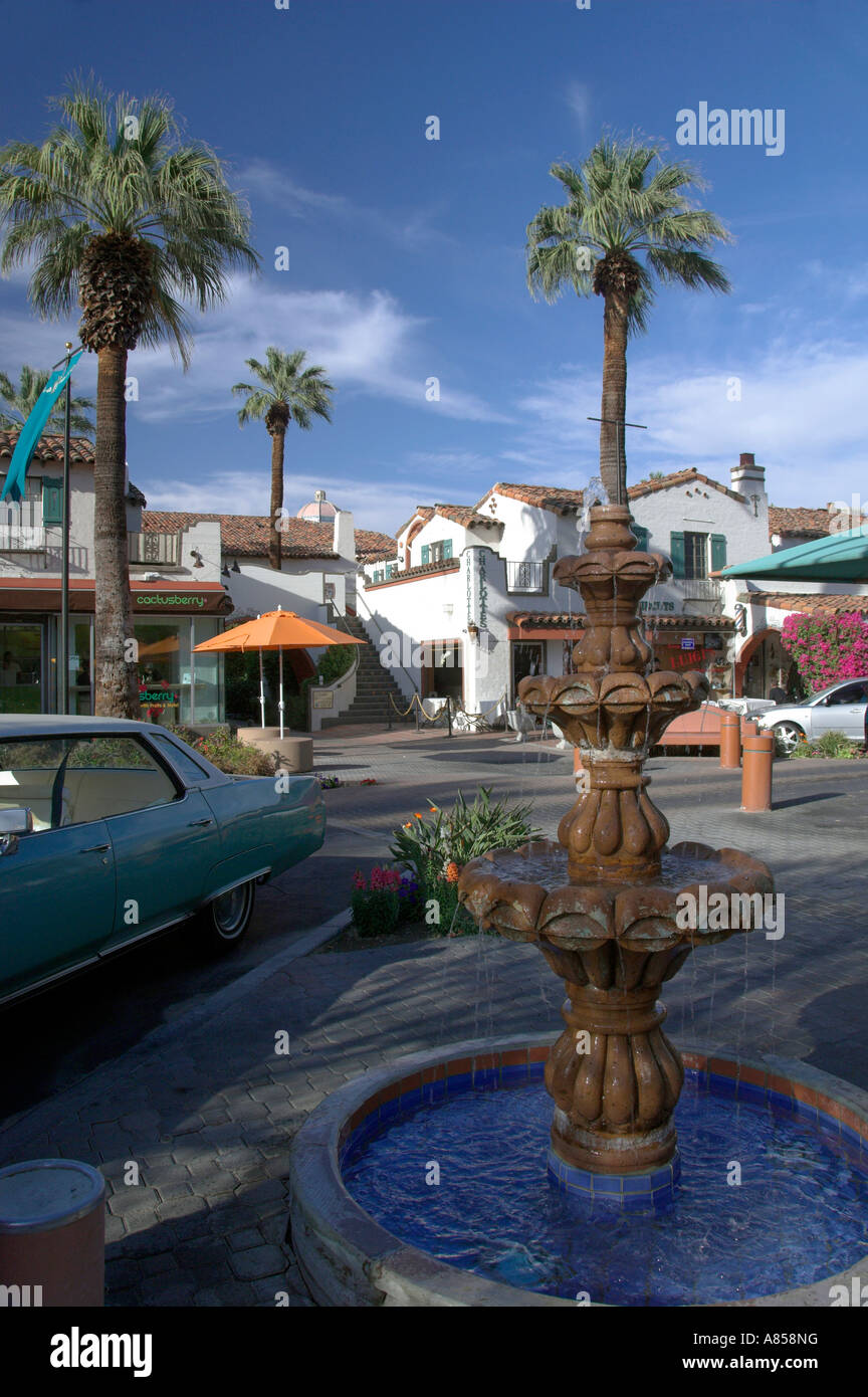 Shops and stores along East Palm Canyon Drive in Palm Springs