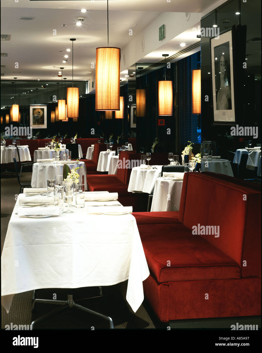 Restaurant in the Royal Opera House, Covent Garden, London. Architect: Spencer Fung Architects Stock Photo