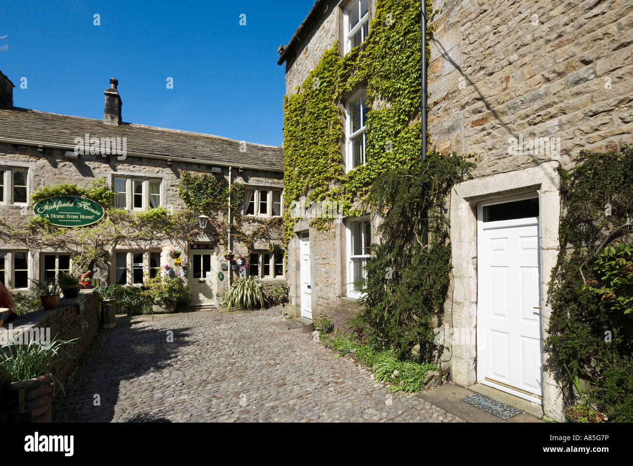 Grassington House High Resolution Stock Photography and Images Alamy