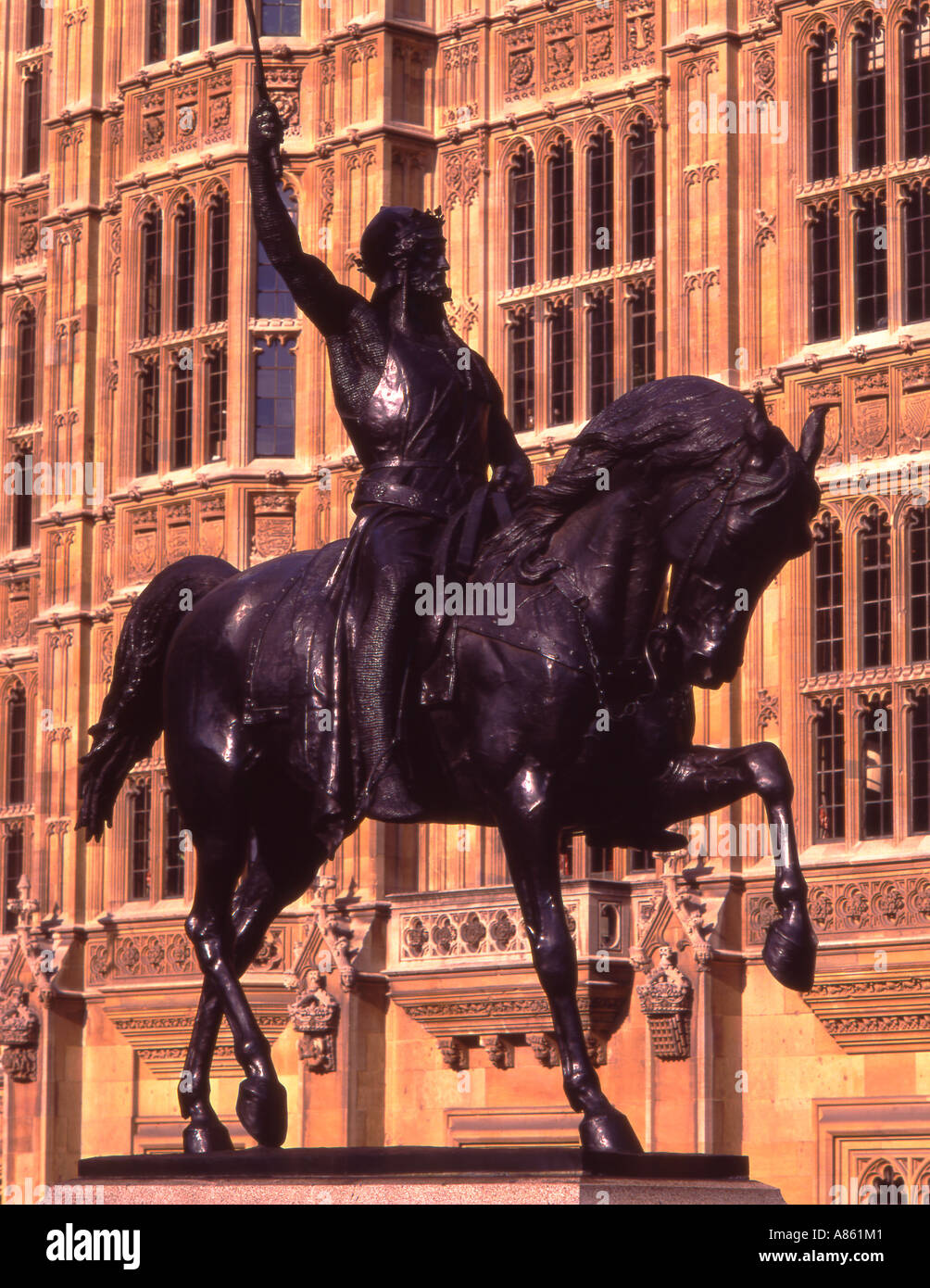 U K Britain England London Richard Lionheart statue Palace of Westminster Stock Photo