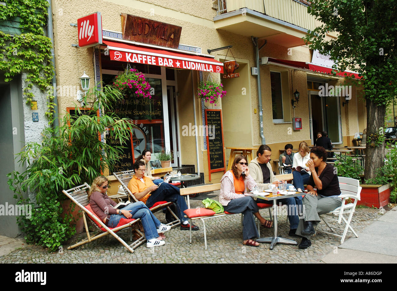Prenzlauer Berg is full of restaurants Berlin Germany Stock Photo Alamy