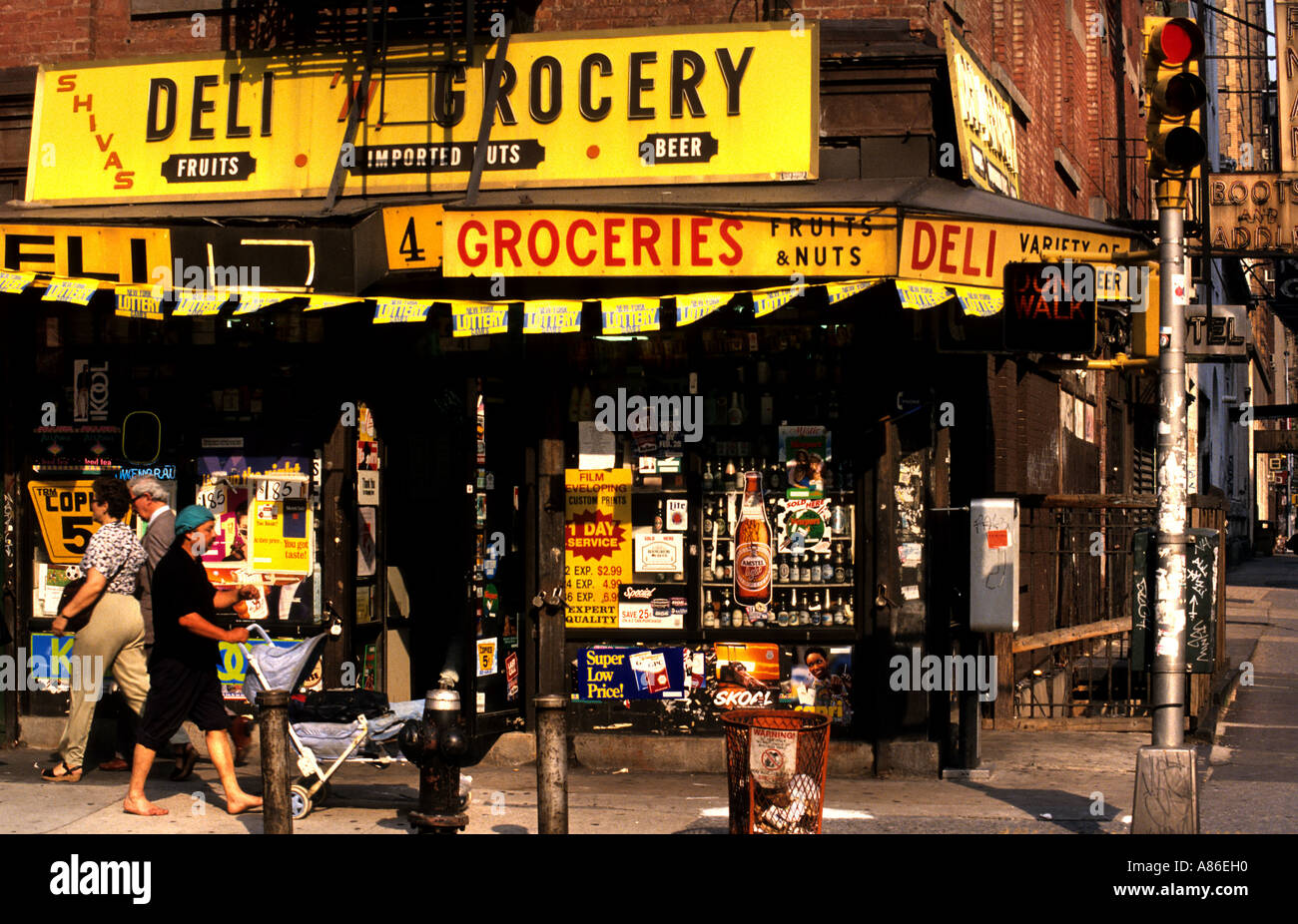Page 2 America Deli Grocery American High Resolution Stock Photography And Images Alamy