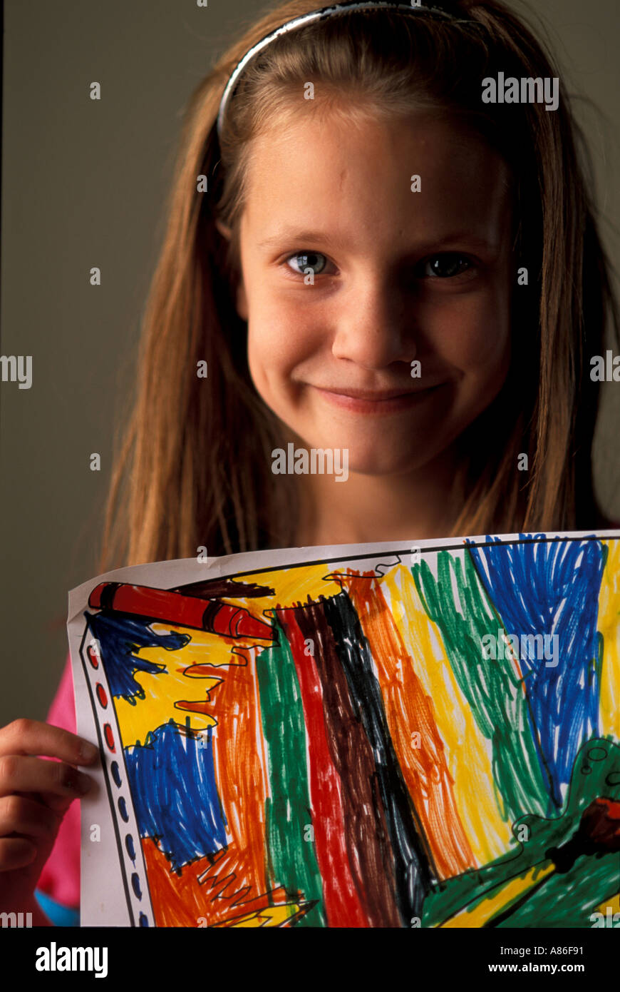 Eight year old girl drawing hi-res stock photography and images - Alamy