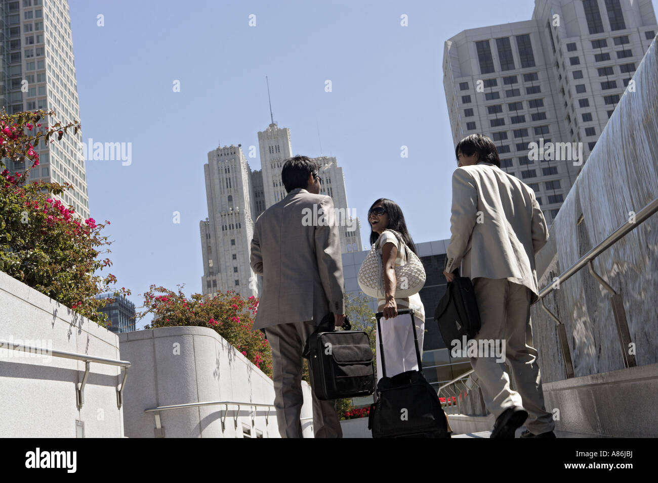 Professional women walking side view hi-res stock photography and ...