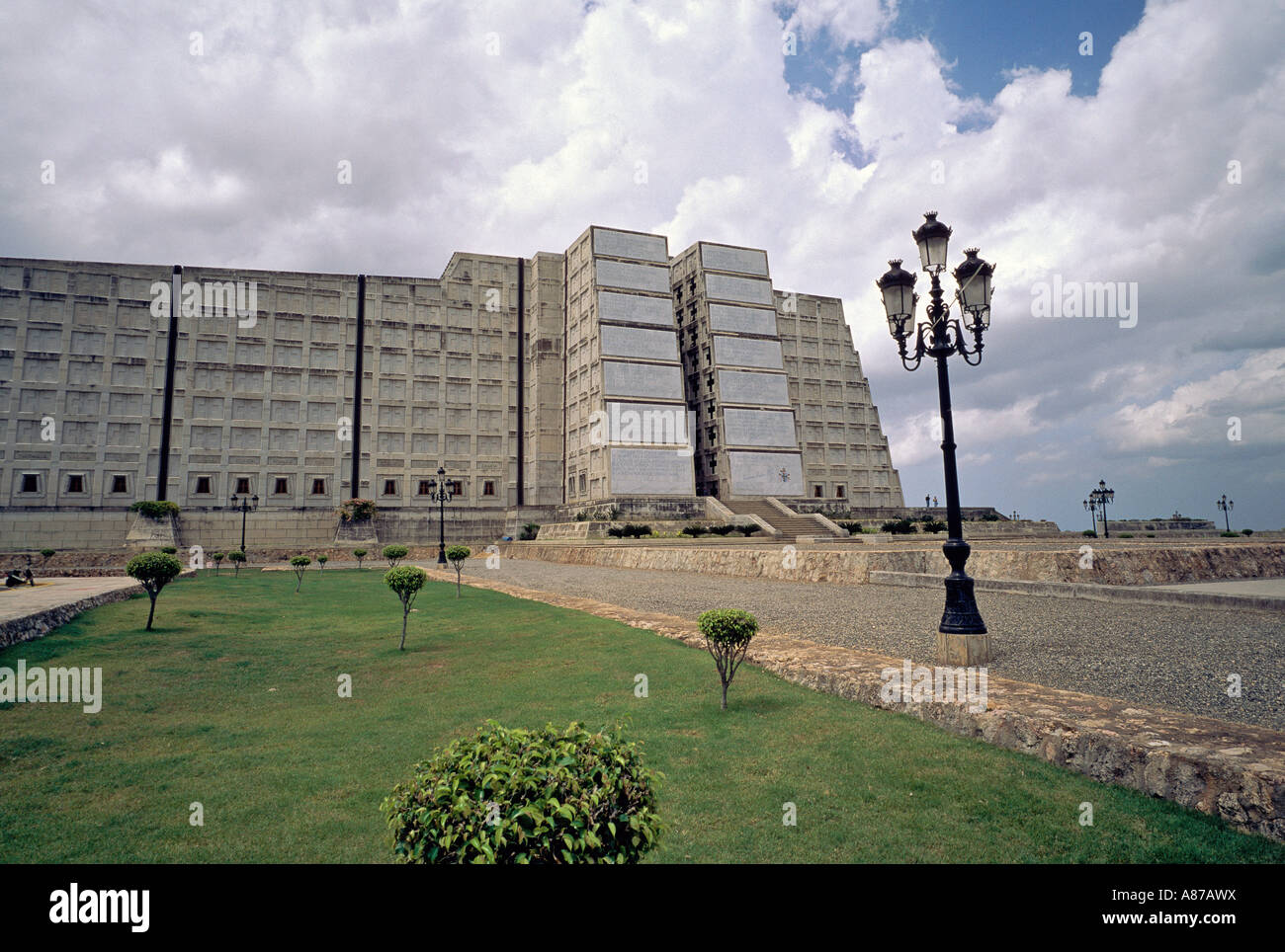 Faro a Colon in Santo Domingo Stock Photo