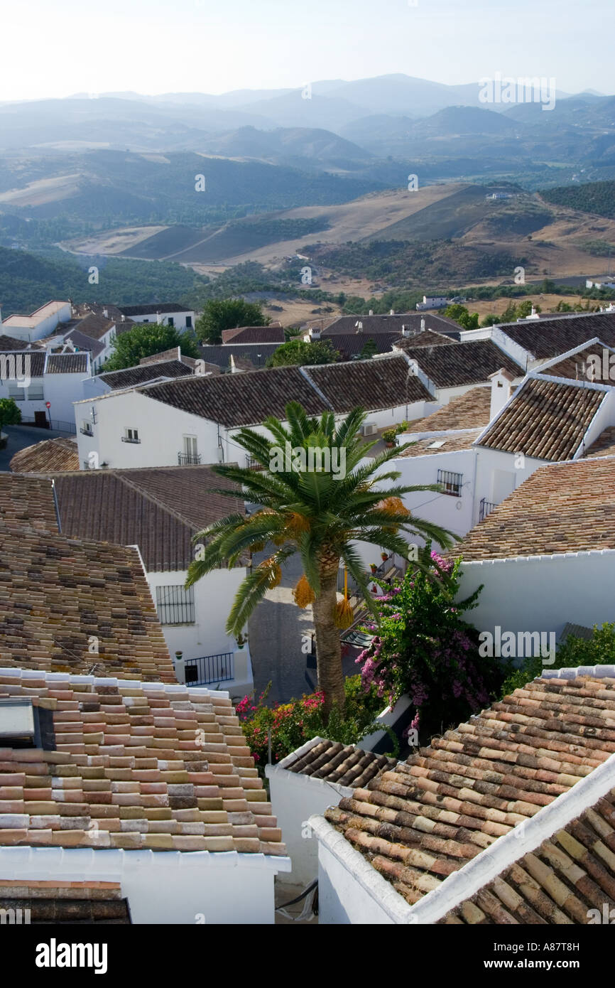 Zahara de la Sierra white village in Andalucia Spain Stock Photo - Alamy