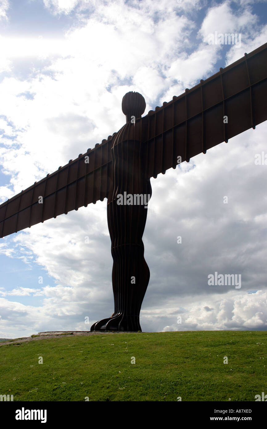 The Angel of the North sculpture by Anthony Gormley Gateshead Newcastle ...