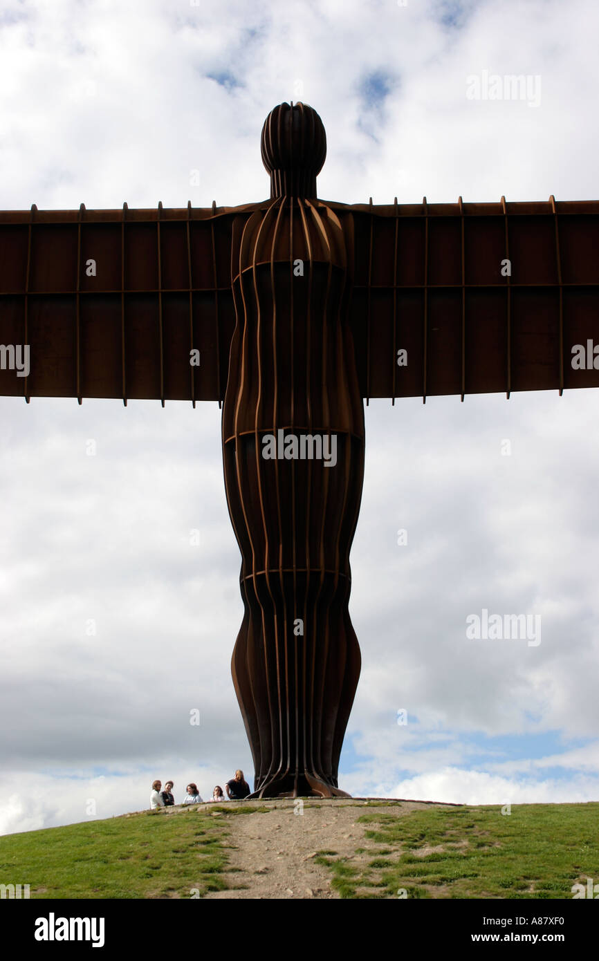 The Angel of the North sculpture by Anthony Gormley Gateshead Newcastle ...
