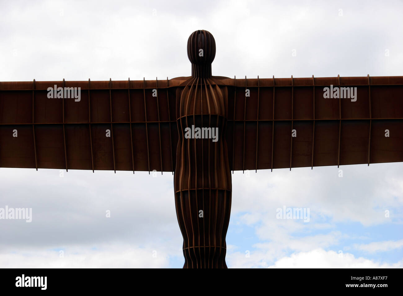 The Angel of the North sculpture by Anthony Gormley Gateshead Newcastle ...