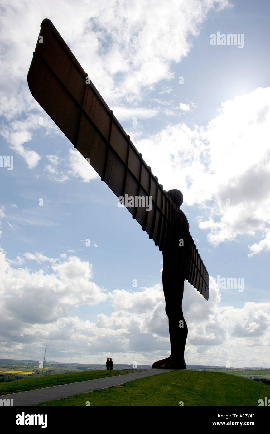 Angel of the North sculpture by Anthony Gormley Gateshead Newcastle ...