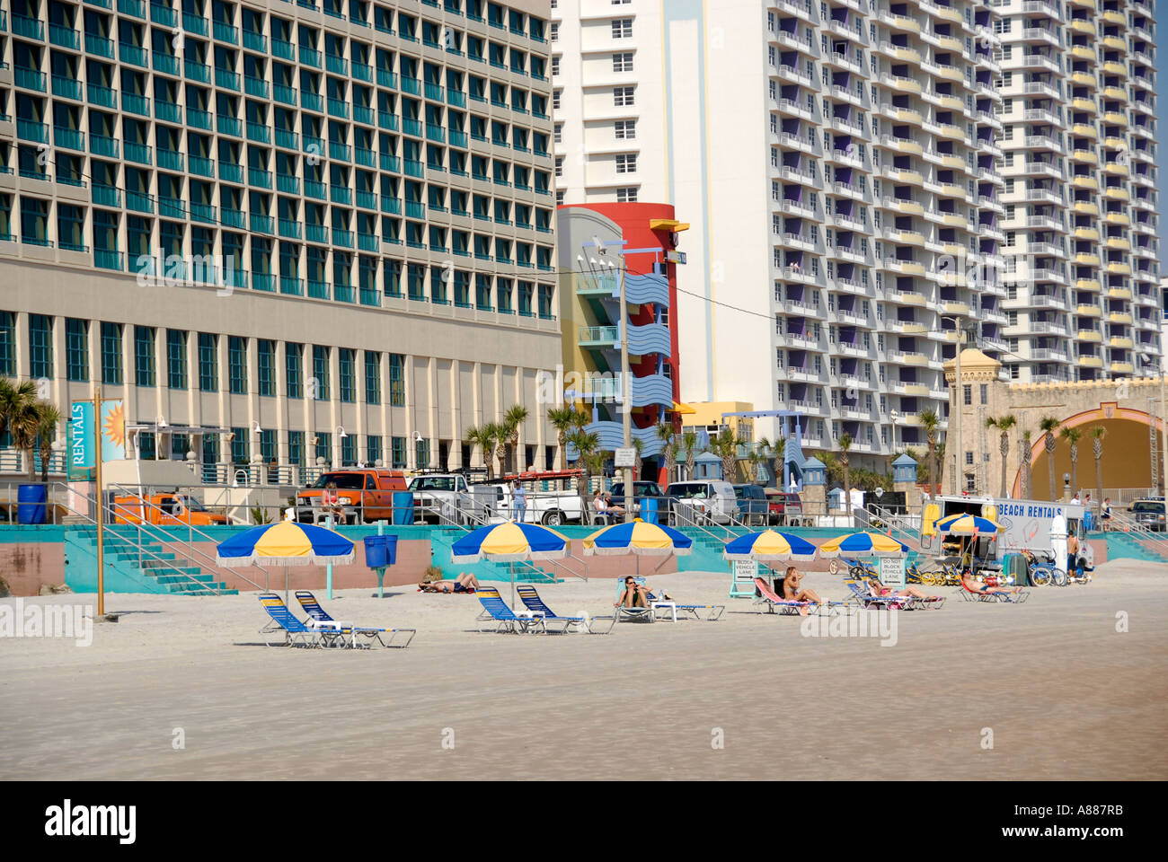 Umbrella and chair on Daytona Beach Stock Photo Alamy
