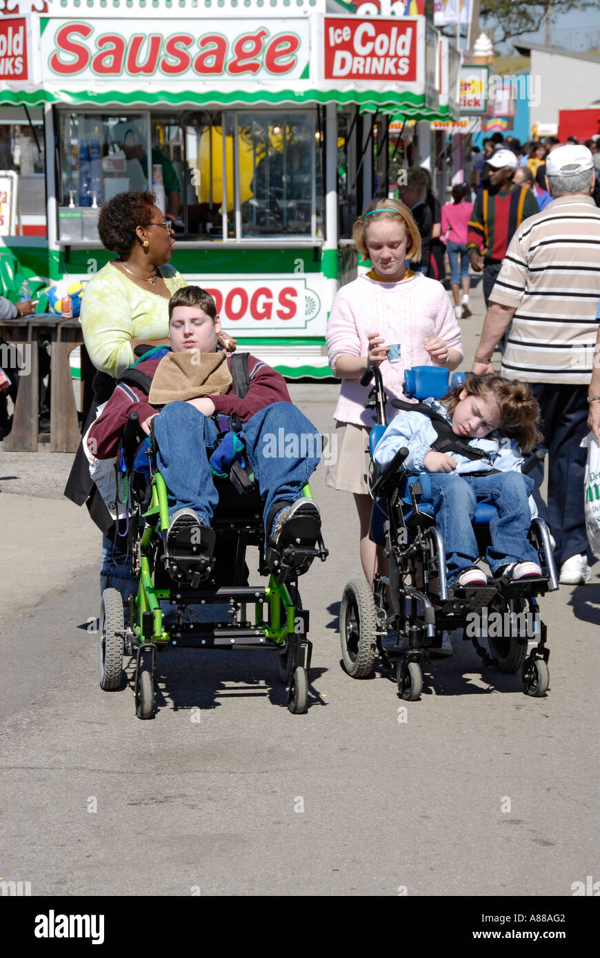 Handicapped children playing hi-res stock photography and images - Alamy