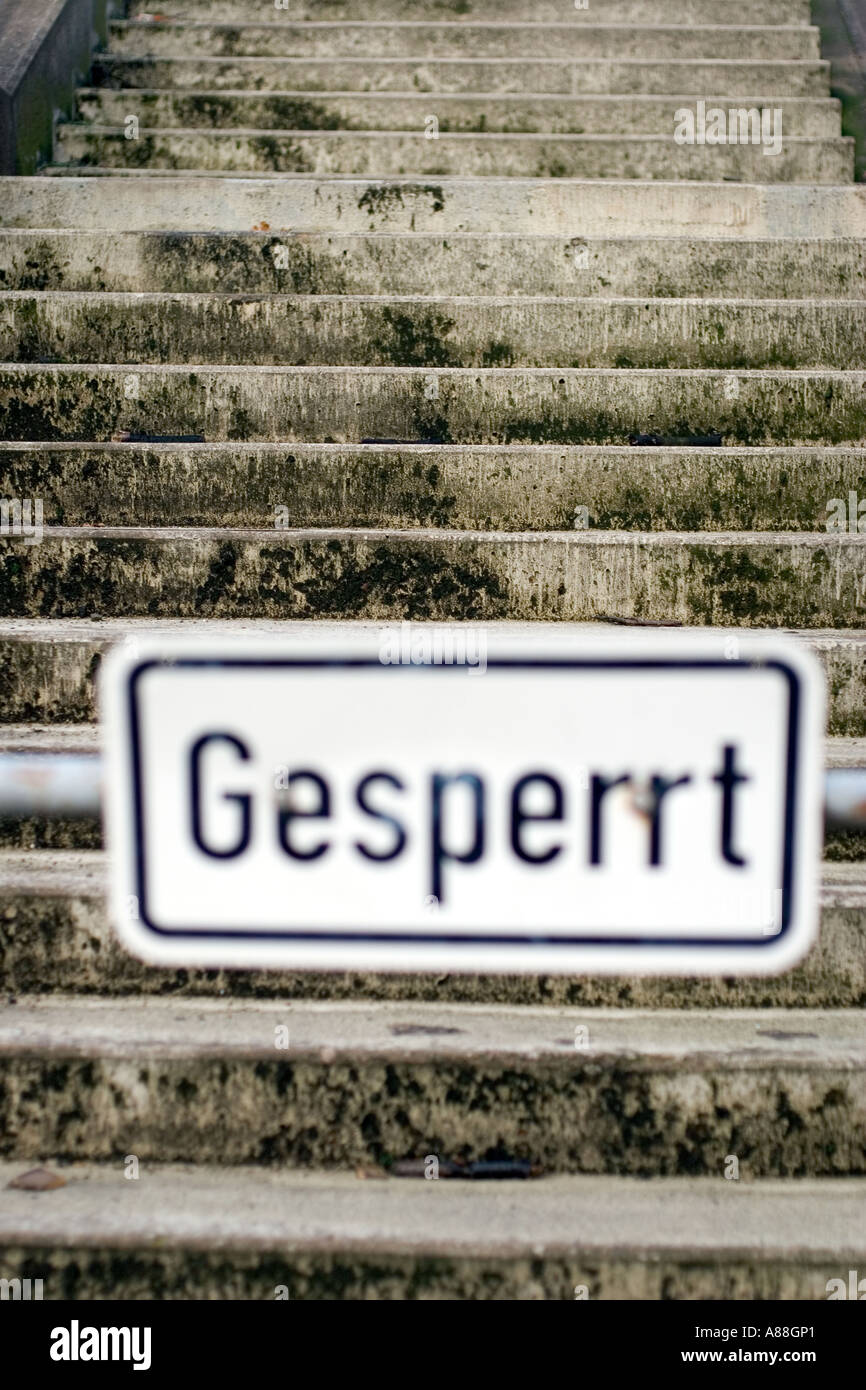 German closed sign Stock Photo Alamy