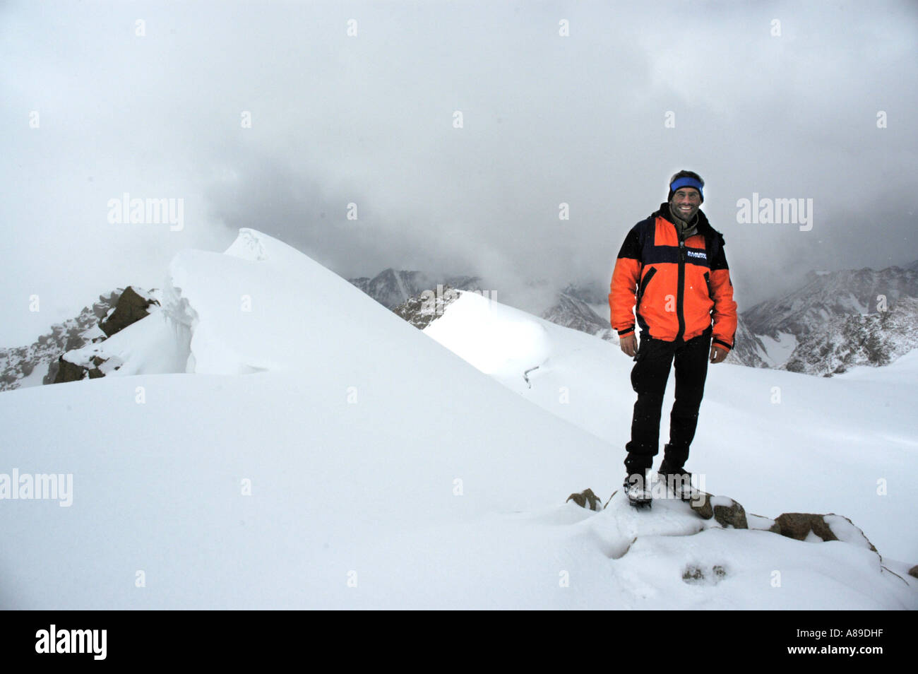 Uvs aimag hi-res stock photography and images - Alamy