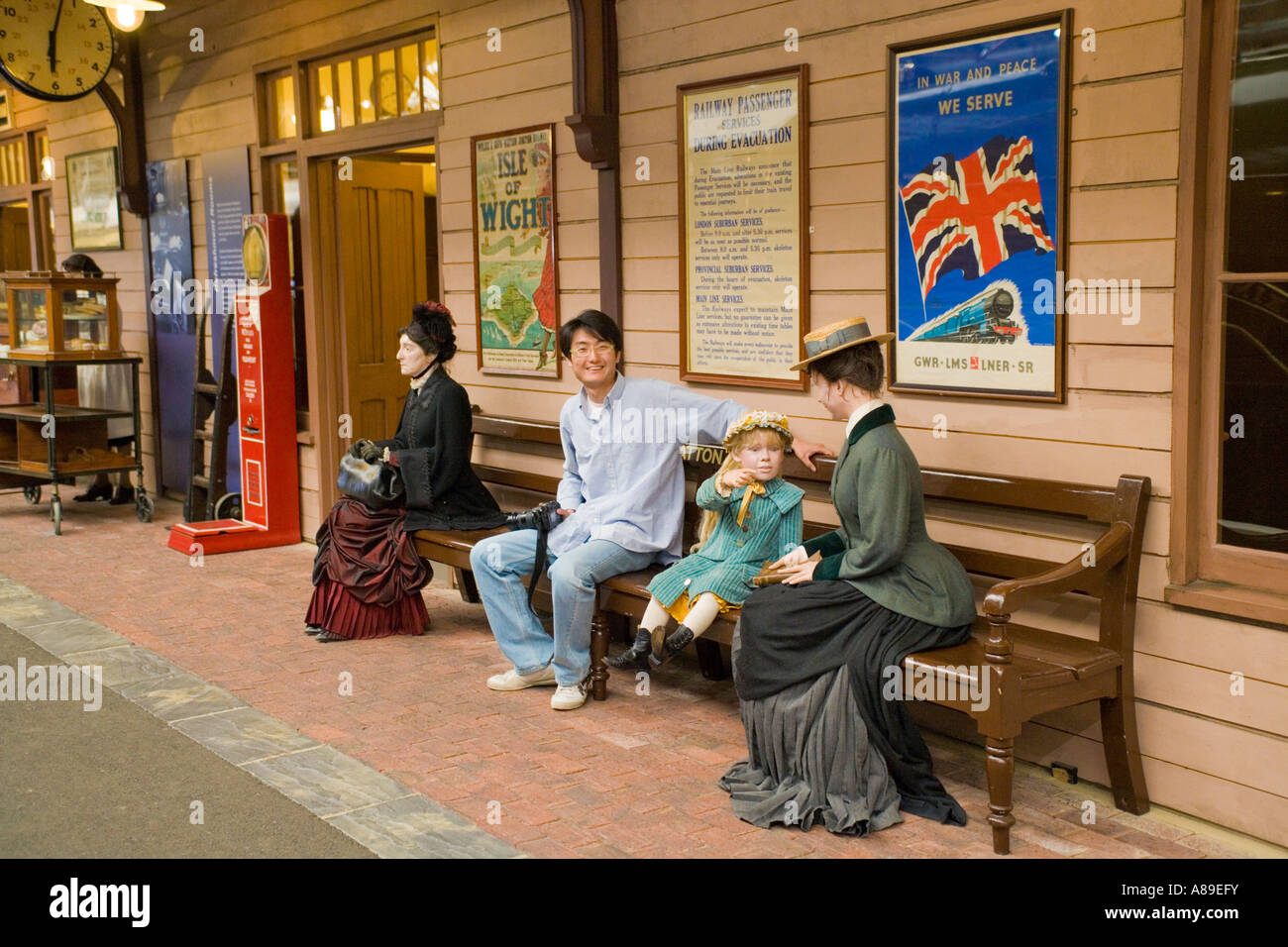 Swindon railway hi-res stock photography and images - Alamy