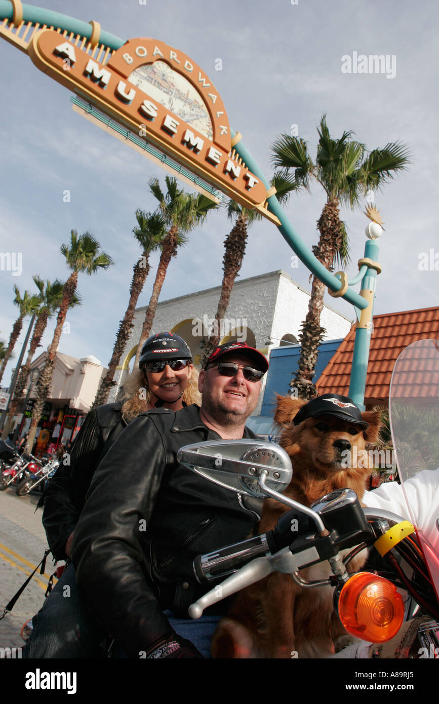 Daytona Beach Florida,Main Street,couple,adult,adults,dog dogs,pet pets