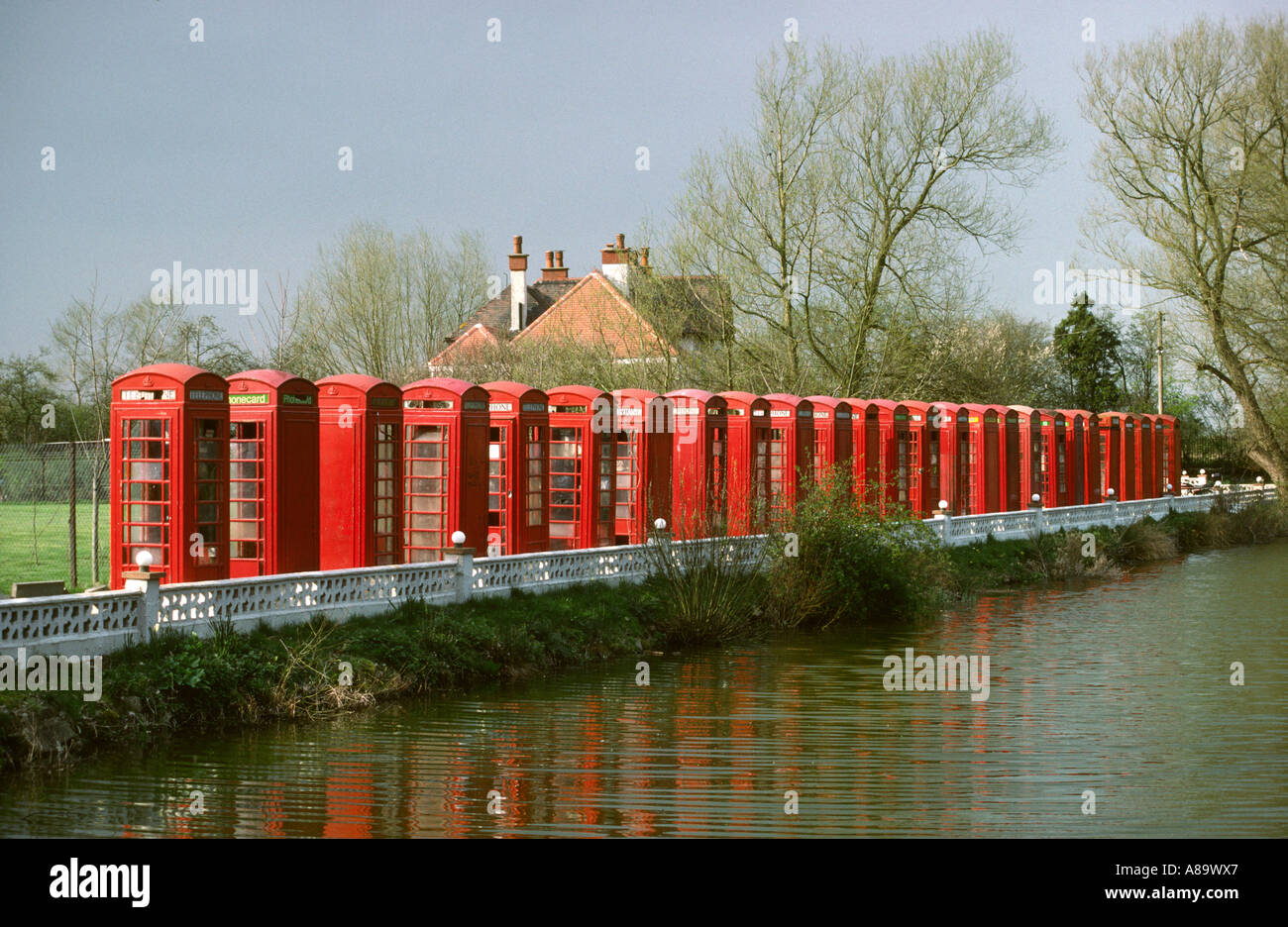 Oxfordshire Wantage 26 recycled K6 K8 phone boxes Stock Photo