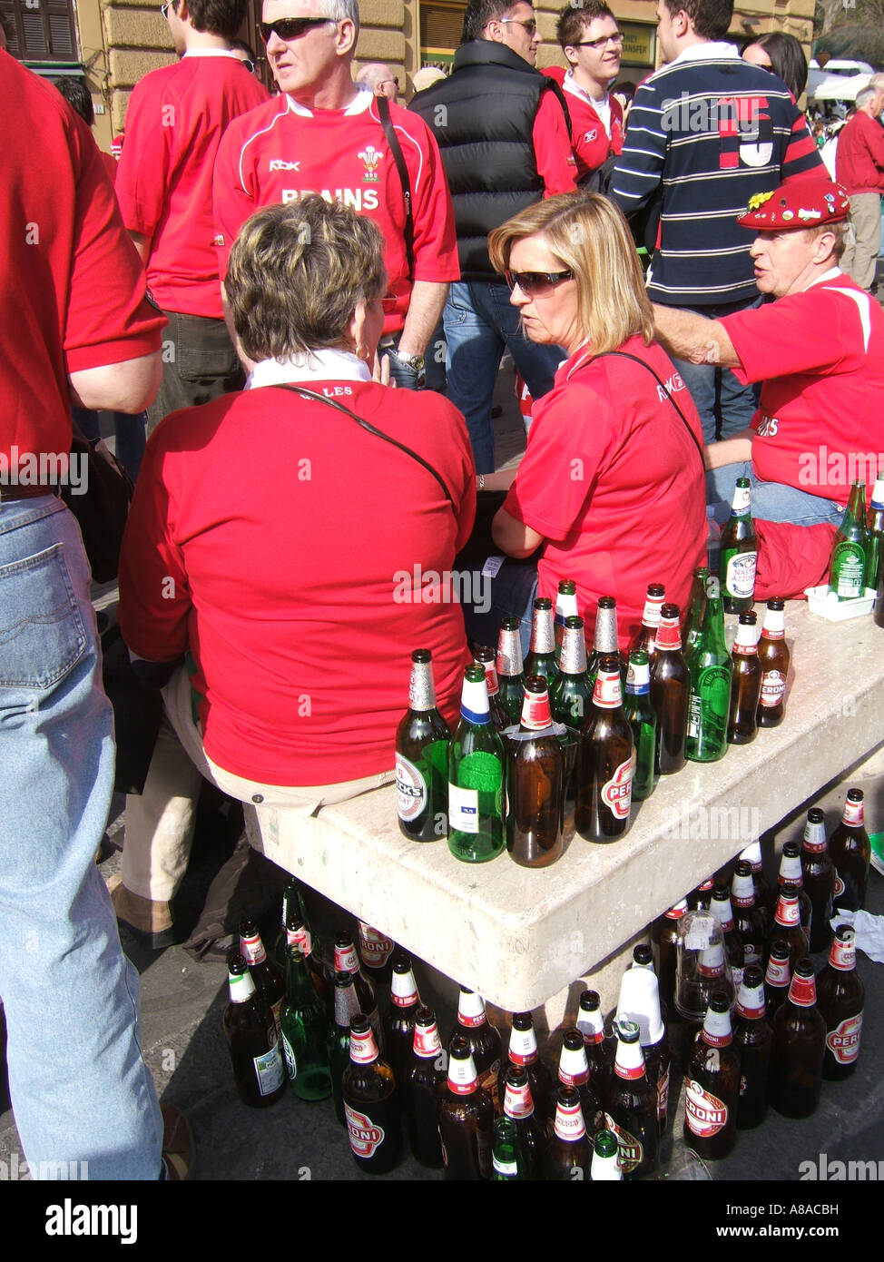 welsh rugby fans in rome for the six nations match versus italy 2007 Stock Photo