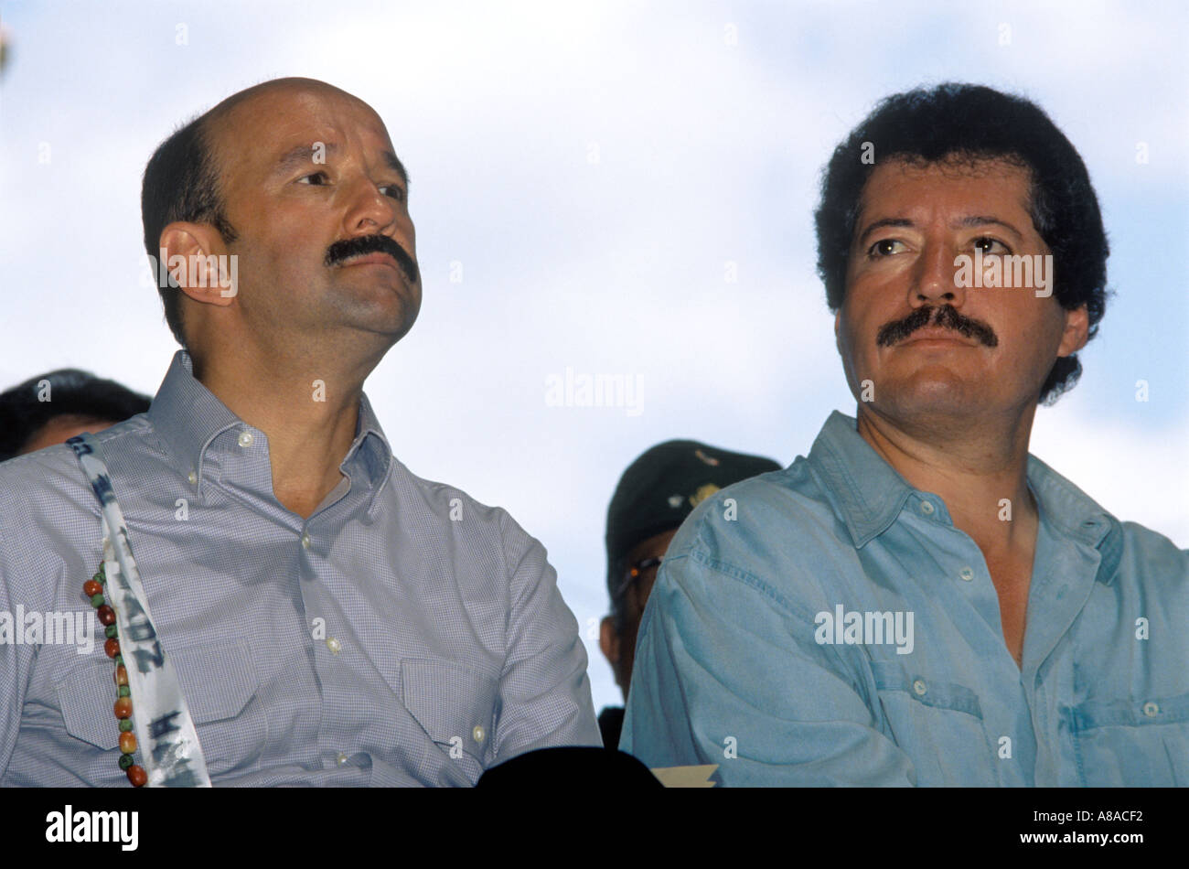 Mexican President Carlos Salinas De Gortari Left And Social Welfare Stock Photo Alamy
