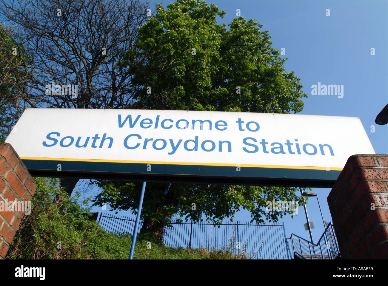 south croydon train station Stock Photo Alamy