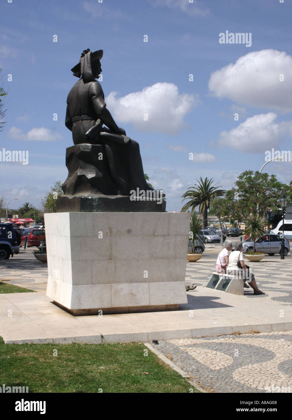 Statue of Henry the Navigator Lagos in the Praco de Republica Lagos Portugal Stock Photo