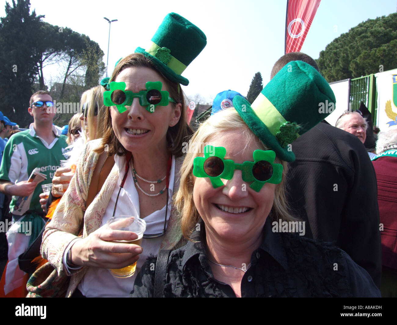 Irish sport girls hi-res stock photography and images - Alamy