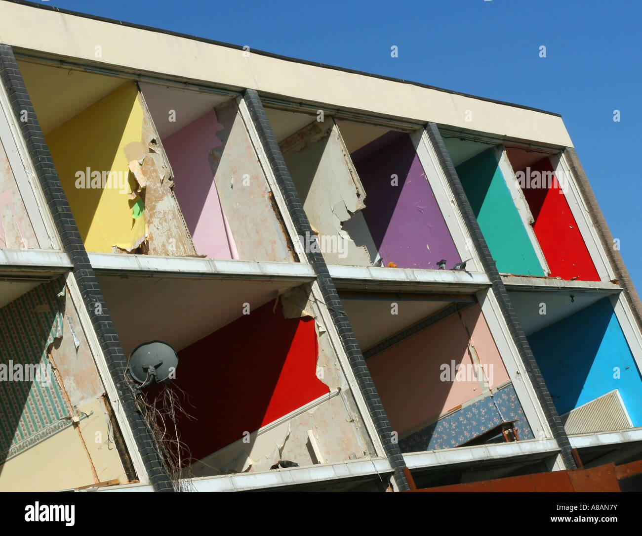 Homeless london flats hi-res stock photography and images - Alamy