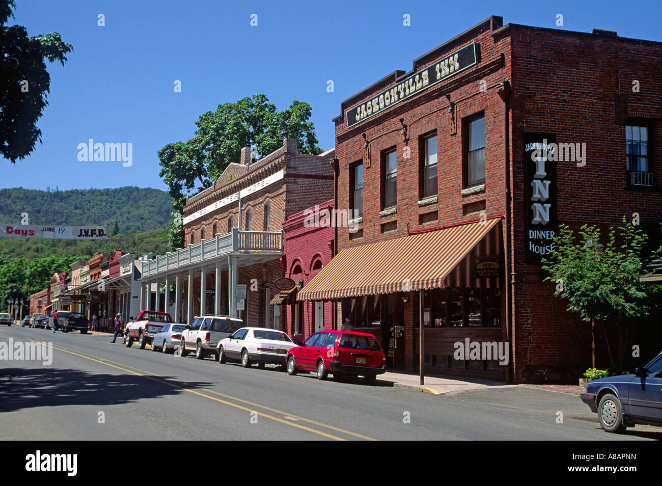 MAIN STREET of Historic JACKSONVILLE OREGON Stock Photo Alamy
