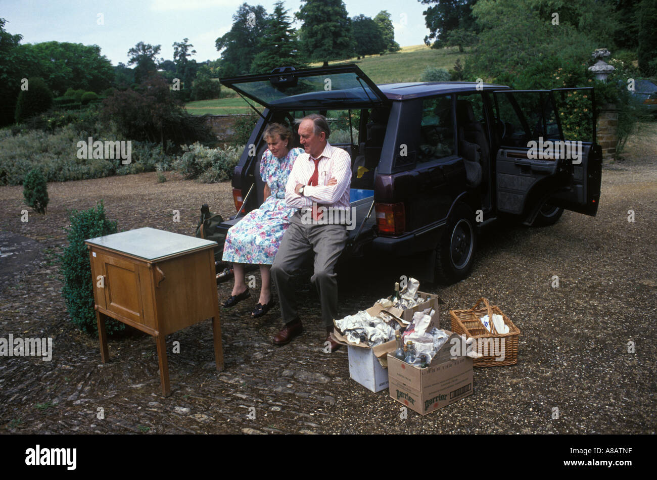 Country house sale auction Newnham Hall Northamptonshire 1994, buyers